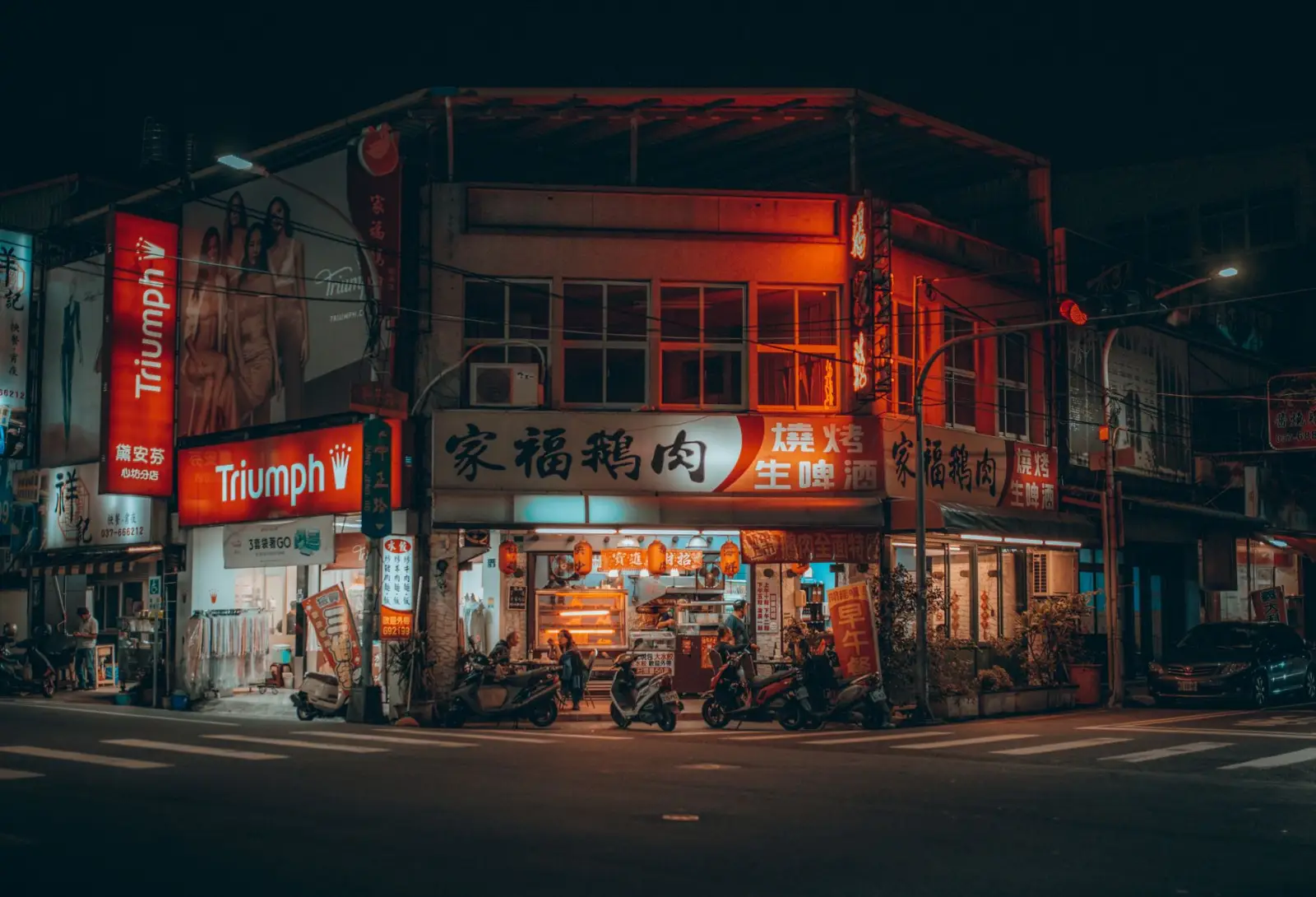 昆明弱电施工方案对比：桥架安装与线槽敷设的选型要点