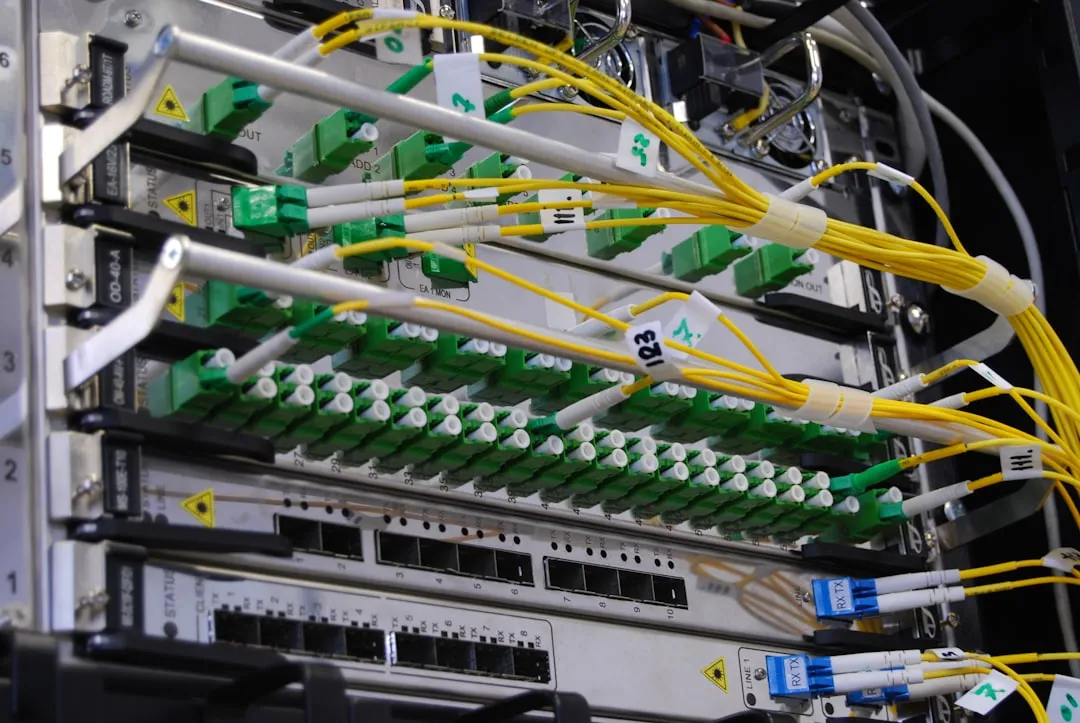昆明弱电施工中综合布线与桥架安装的协同要点解析正文配图 2